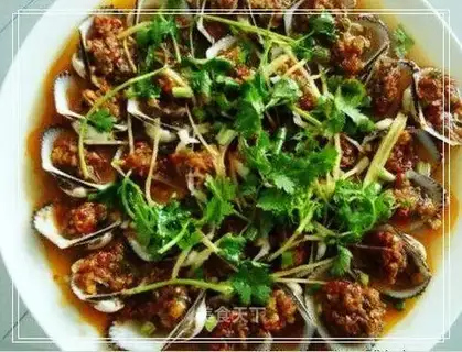 Spicy hairy clams