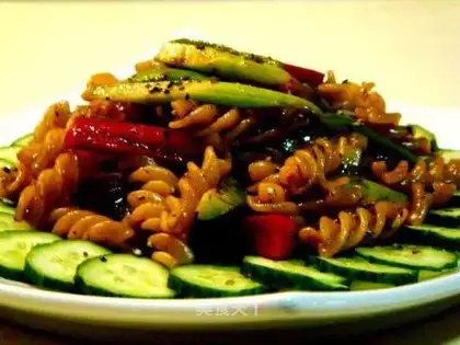 Spaghetti with vegetable balsamic sauce