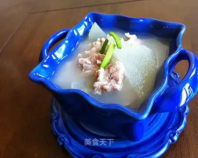 Pond of rice