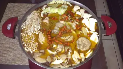 Roast chicken vegetable pot