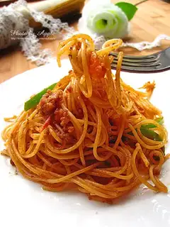 Tomato sauce with pasta