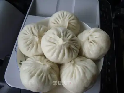 Ham eggs buns