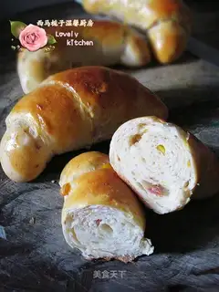 Onion bacon horn bag