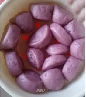 Potato cream buns