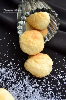 Soft fragrance cheeseball