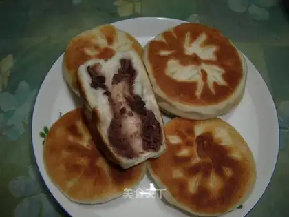 Red bean pancakes