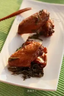 Tea chicken wings