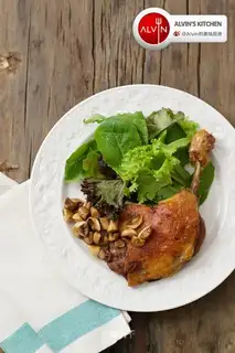 Oiled duck leg