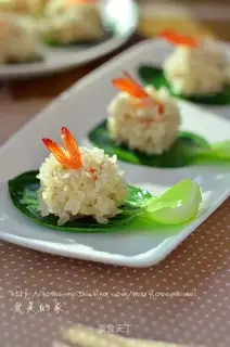 Pinetail pearls