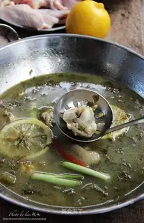 Sour and lemon and turkey