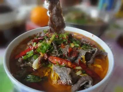 Boiled beef chips