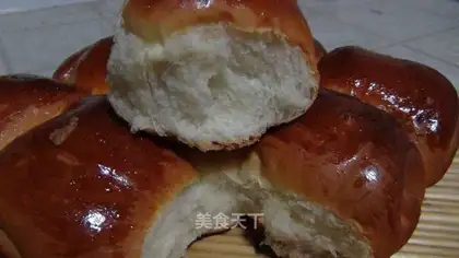 raisin rolls