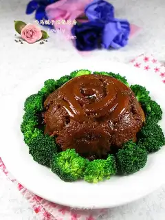 Monkey mushrooms
