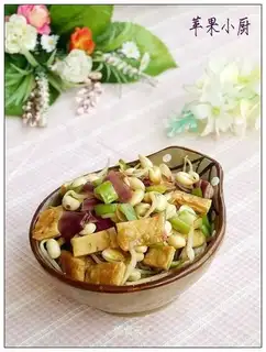 Soybean sprouts and soy dry