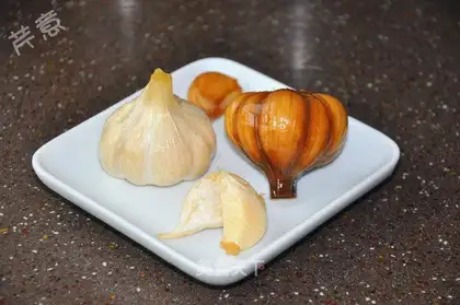 Pickle garlic