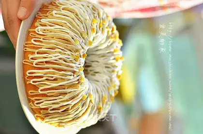 Chestnut cream cake