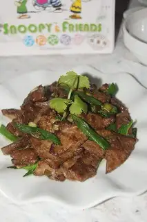 Garlic sprouts