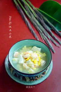 Shrimp tofu soup