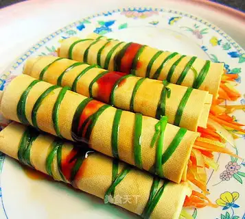 Plum rolls