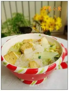 Fresh cabbage fan tofu