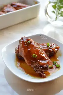 Red chicken wings