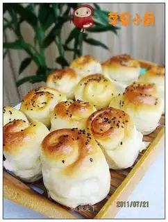 A little flower bread