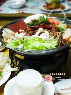 Spicy lamb spinal fire pot