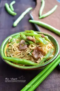 Slubber bean horns, quick noodles