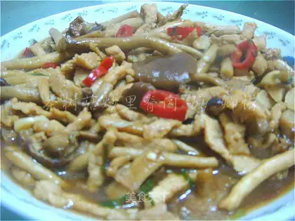 Tea mushrooms