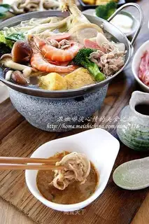 Chicken leg and soup pan
