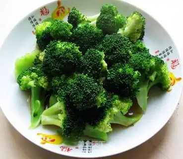 ♪ Burn the broccoli ♪