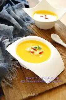 Onion pumpkin corn soup