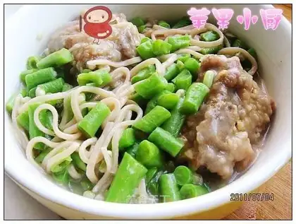 Peas and ribs