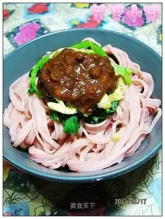 Soy sauce and noodles