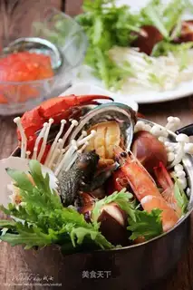 Seafood pan