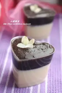 The black sesame beans