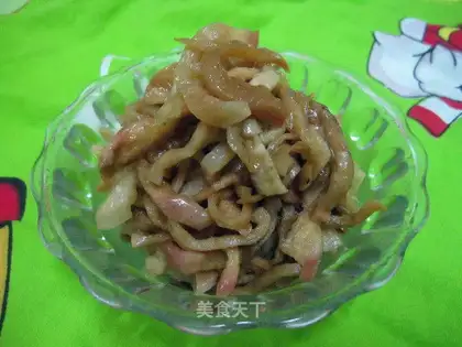Steamed radish and pickled