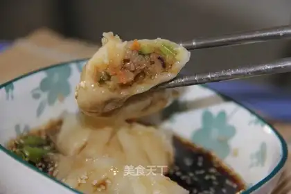 Celery, three fresh dumplings