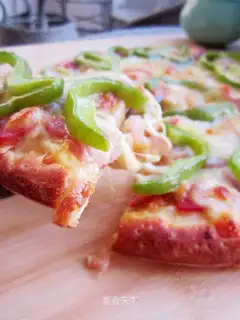 Pepper bacon pizza
