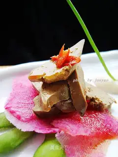 Salt duck liver