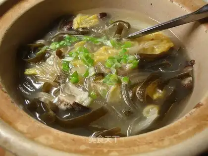 A casserole gravy soup