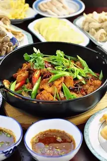 Spicy fish fire pot