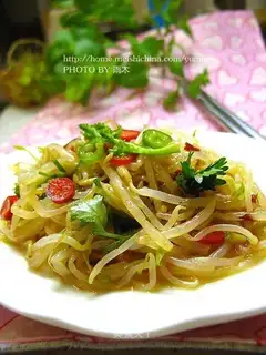 Twin bean sprouts