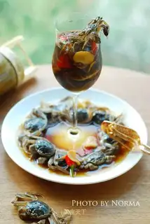 Drunk crabs