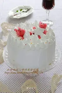 Piggy bath cake