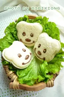 Bear sandwich