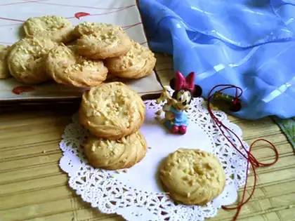 Peanut oil pretzels
