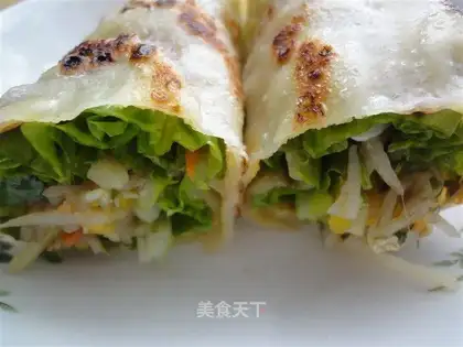 Eggs with heart rolls