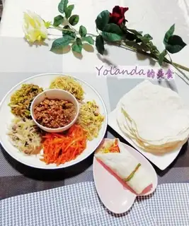 Pancake and veggie rolls