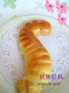 caterpillars with pie bread